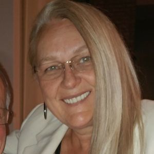 Meet your Posher, Sophia